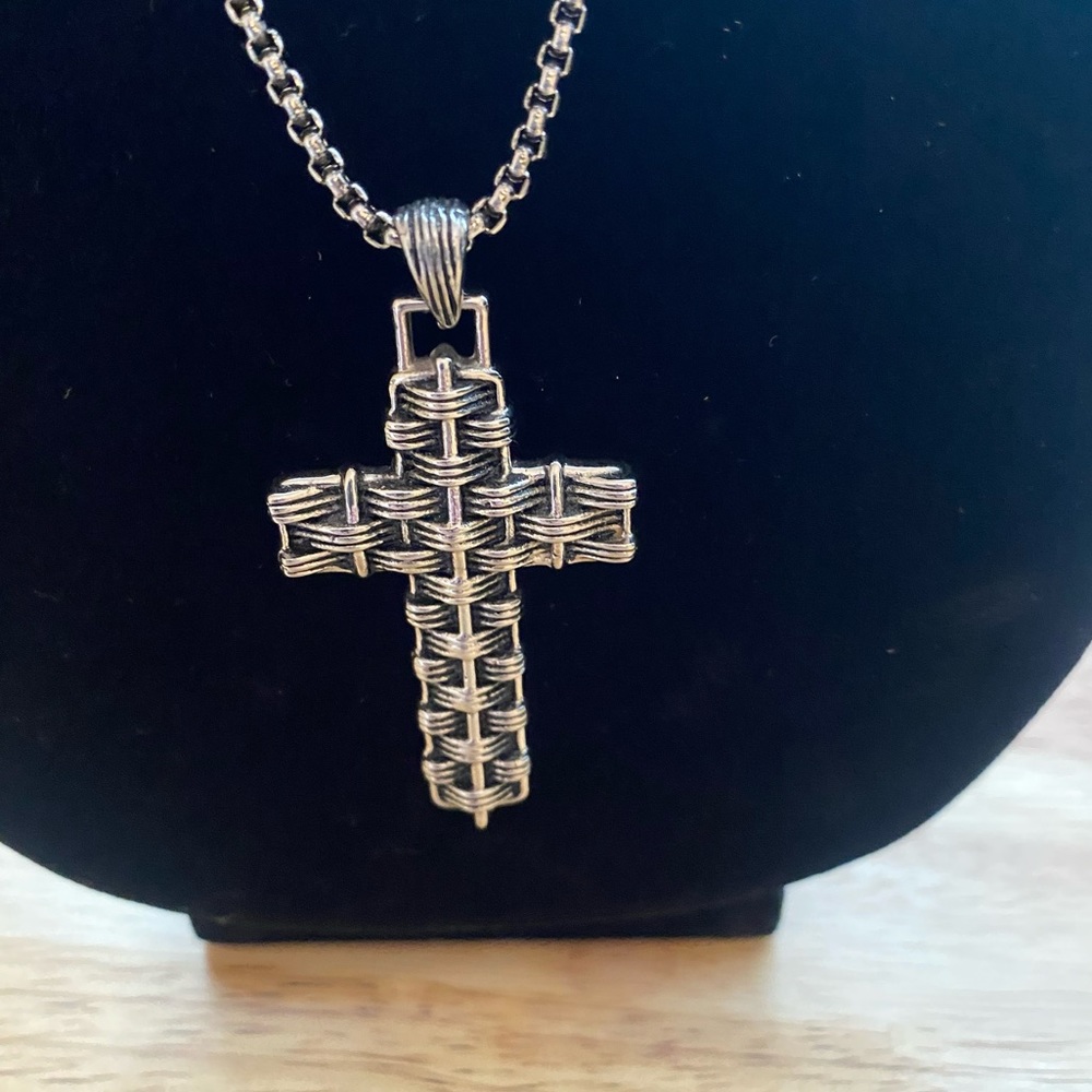 Stainless Steel Cross with box chain. Measurements in photos.